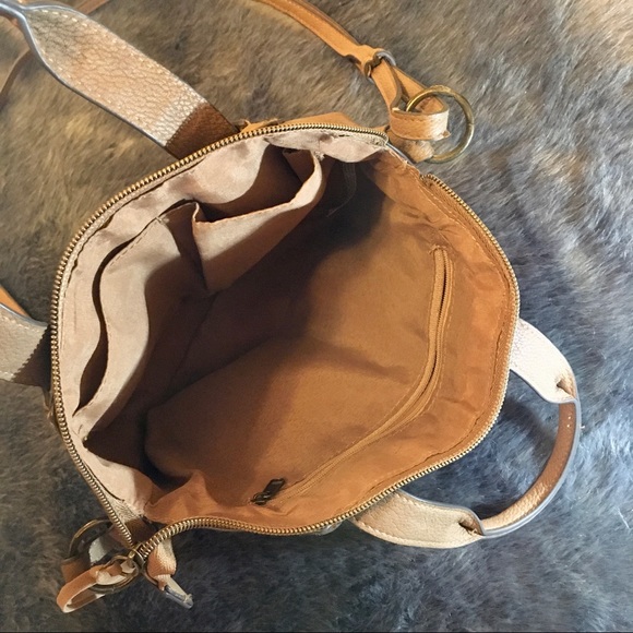 Tan Purse - Picture 3 of 3